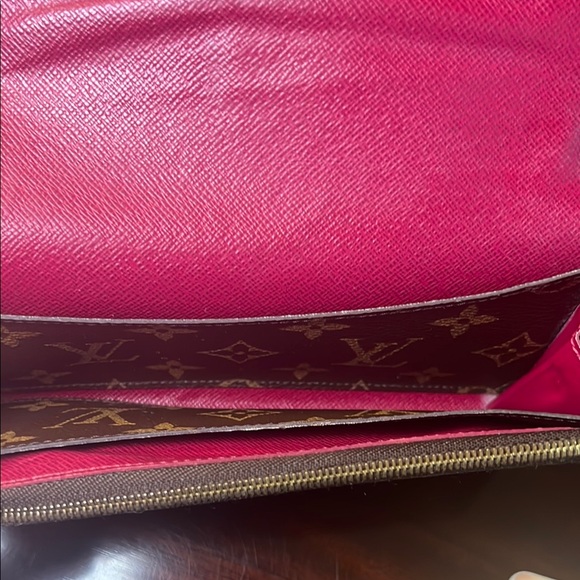 Louis Vuitton Monogram Brown Emelie Wallet - Picture 9 of 12